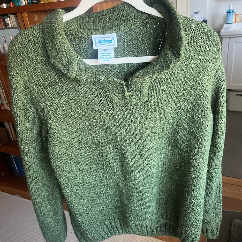 Women's Vintage Green Sweater